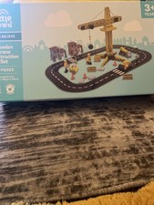 Wooden crane construction set - crane,