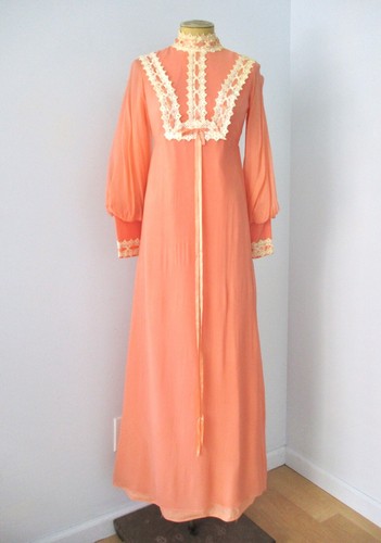 Vtg 70s peach chiffon - vtg, maxi