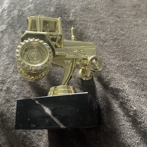 Trophy gold tone - tone, tractor