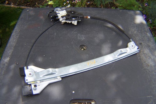 Mitsubishi colt rear left door - colt,