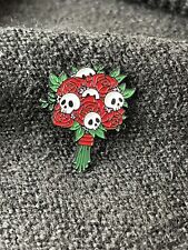 Skull Red Roses Bouquet Metal Enamel Pin Badge Gothic Emo Flowers