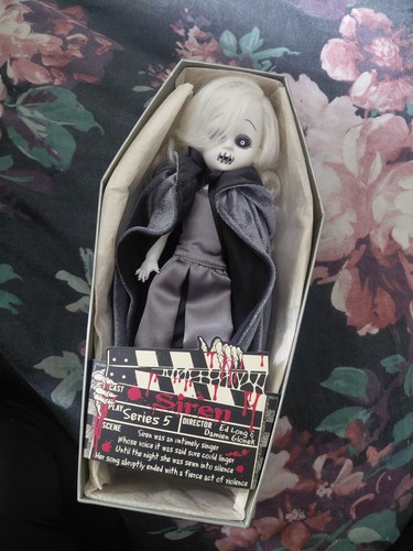 Living dead dolls series - dead,