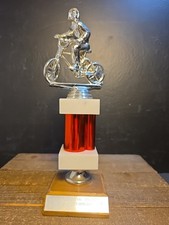 Vintage 1979 Flying Oval