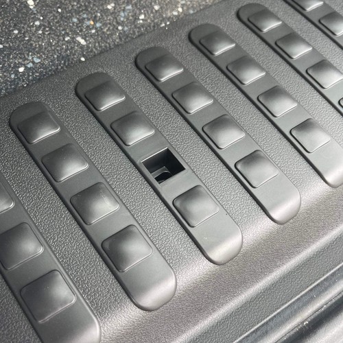 For tailgate rear - v3,