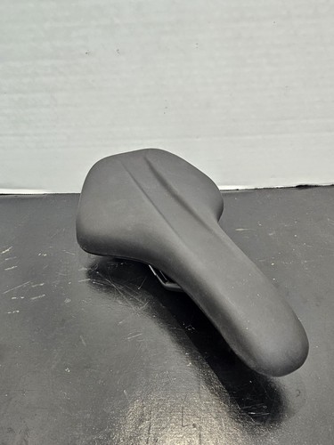 Giant selle royal group - group, hybrid