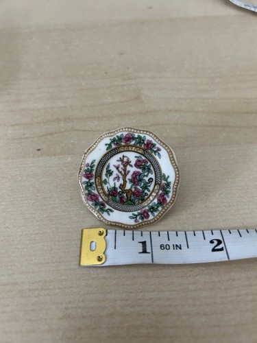 Coalport fine china - china, brooch