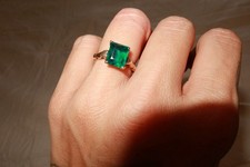 10k Gold Emerald Heart Ring