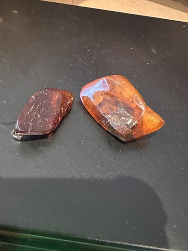 Two tested vintage amber - two,