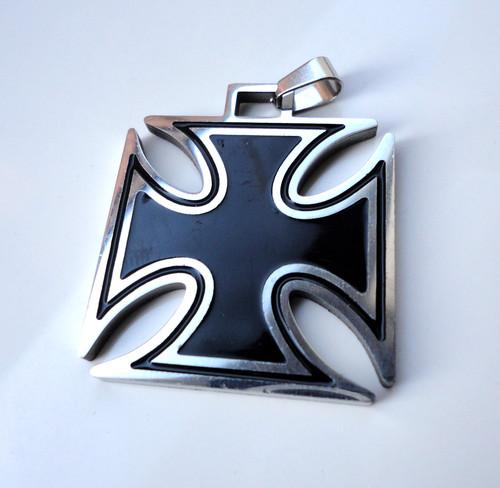 Pre owned iron - cross, biker