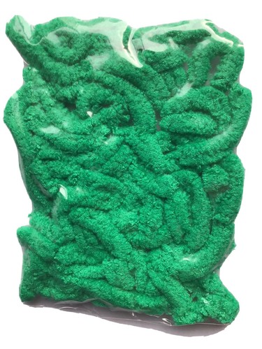 Wotsit mop mitten - fly, tying