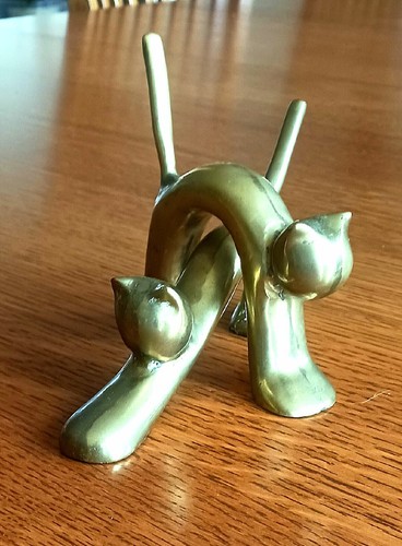 Rare modernist brass cat - rare,
