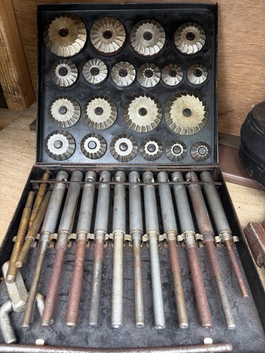 Valve seat cutting - valve,