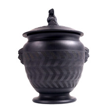 Wedgwood black basalt vase - wedgwood,