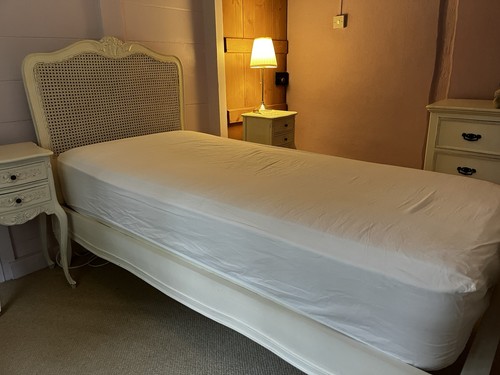 White carved wood single - , bed