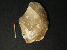 GREAT NEANDERTHAL MAN HAND AX
