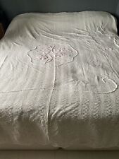 VINTAGE LIGHTWEIGHT COTTON CHENILLE CANDLEWICK BEDSPREAD 86" WX100" L PALE GREEN