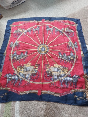 Beautiful boxed vintage silk - boxed,