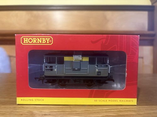 Hornby r6456 grey - hornby, shark