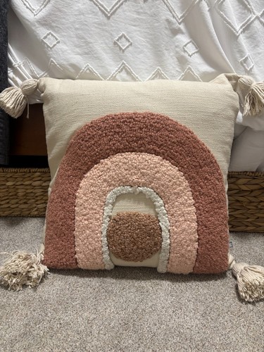 Urban outfitters tufted - urban,