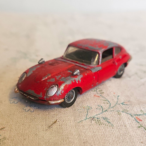 Corgi toys jaguar type - jaguar, e-type