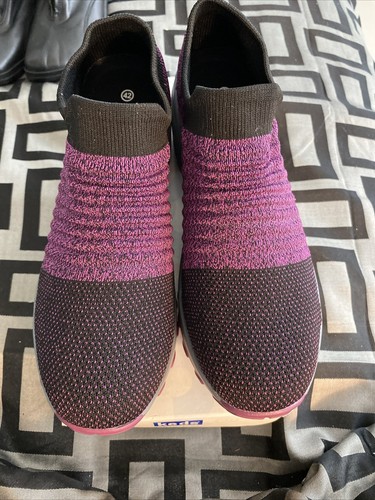 New purple women size 5 - new,