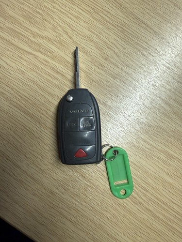 Volvo s40 car key central - volvo,