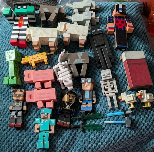 Minecraft action figures - , 22