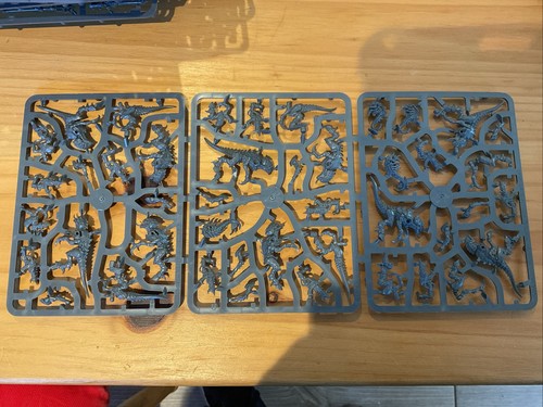 Warhammer 40k tyranids - warhammer,