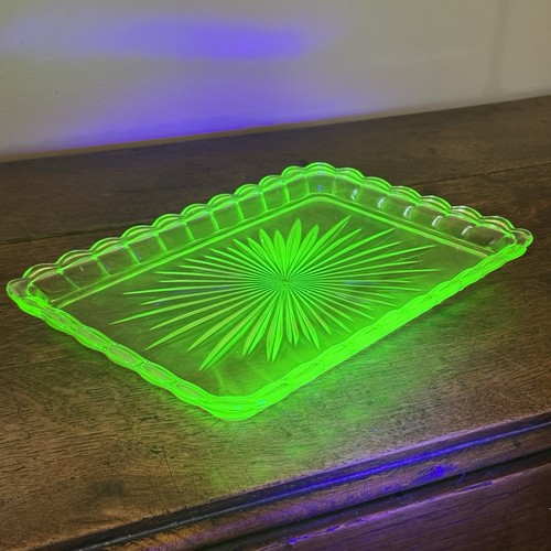 Vintage uranium glass vanity - uranium,