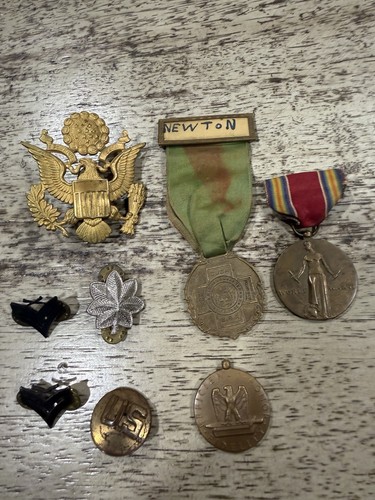 Vintage military medals - u.s.,