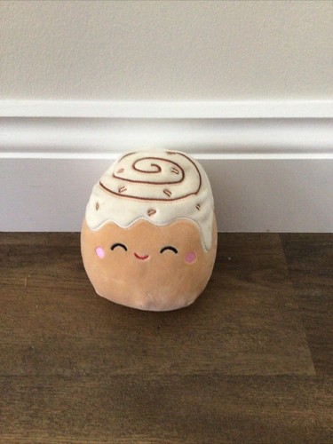 Squishmallows chanel - 5",