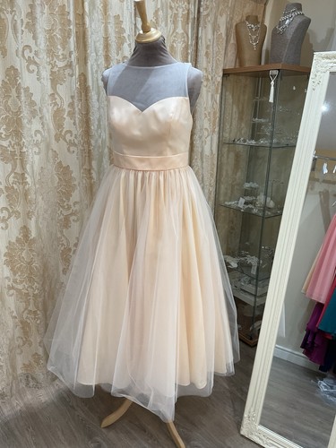 Bridesmaid teenage year 6 - bridesmaid,,
