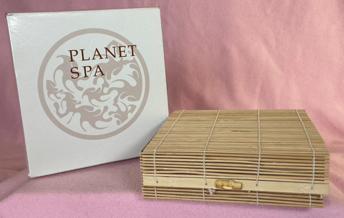 Avon planet spa - avon, african