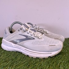 Brooks Trainers Size 7 Women's
