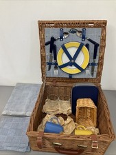 Vintage Style Luxury Optima Wicker Picnic Hamper for 2 People