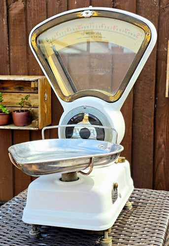 Avery vintage analogue kitchen - avery,