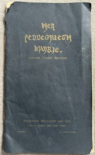 Ancient cymric medicine hen - cymric,