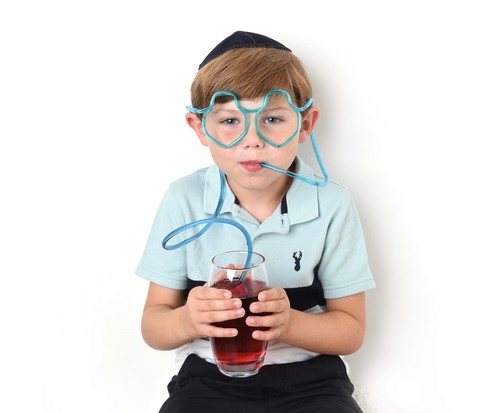 Dreidel shaped glasses straw - shaped,