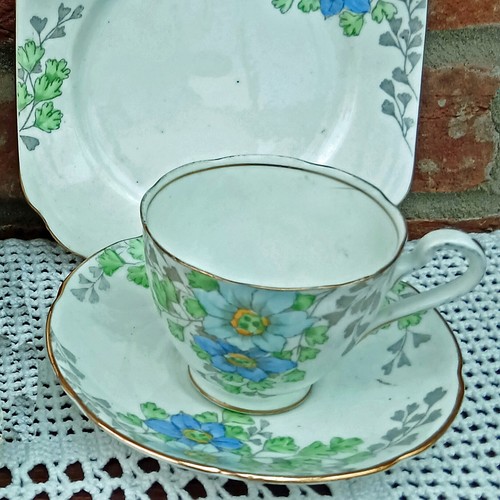 Vintage art deco tea trio - deco,