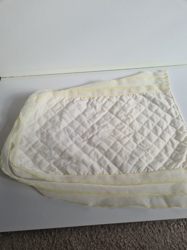 Vintage 1960s sindy - , bedspread