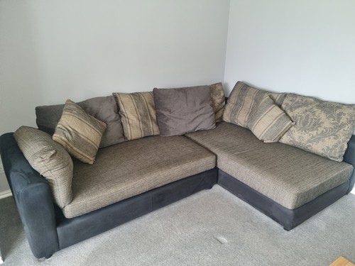 Barker stonehouse corner - &,