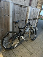 Santa Cruz Butcher Size Medium