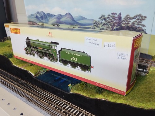 Hornby r2742 green - sr,