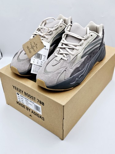 Yeezy 700 tephra - 700, 10