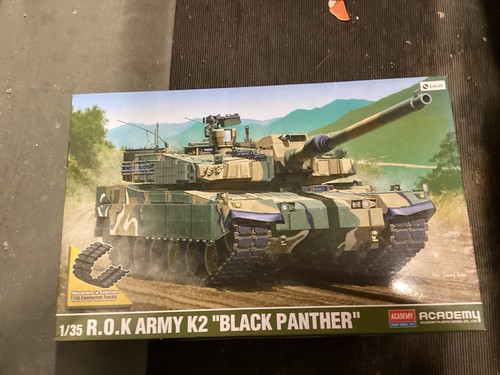 Academy scale k2 black - 1/35,