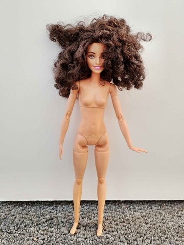 Made move barbie - move,