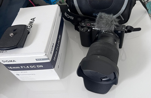 Sony e10 mirrorless camera - sony,