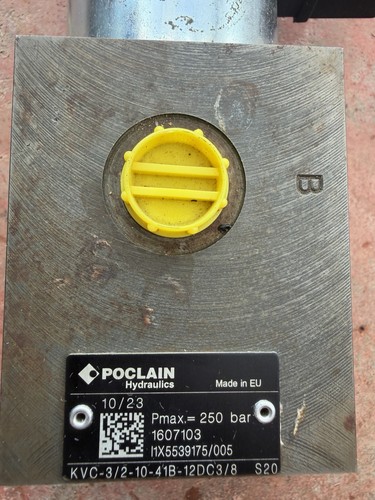 The poclain 1607103 valve - the,