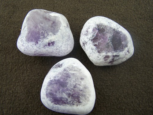 Amethyst window pebbles emu - amethyst,