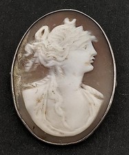VICTORIAN CARVED CAMEO FEMALE BUST BROOCH 19TH CENTURY
